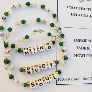 NWT JADE BRACELET DAINTY HEALING CRYSTALS GIFT FOR HER